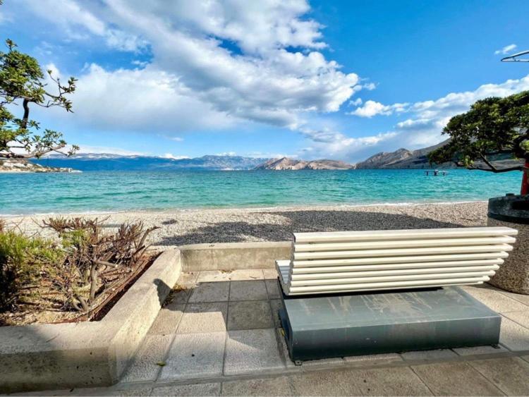 Art Suite Jurandvor Baska  Bagian luar foto